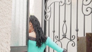 Brazzers Exxtra: Fingering together with Kira Noir & Van Wylde