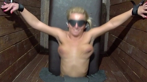 CzechFANTASY.com: Czech amateur really enjoys orgasm