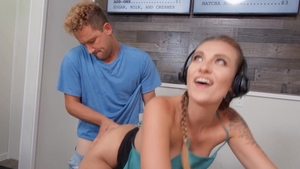 BRAZZERS Exxtra: Natural caucasian blonde haired need cumshot
