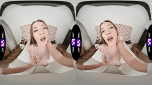 TMWVRNet: Beautiful boyfriend creampie in restaurant