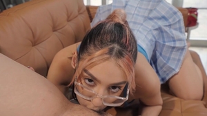 Hot Girls Game - Latina amateur exposing natural boobs