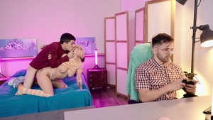 Reality Kings: Bored Lisi and Jordi Get Naughty